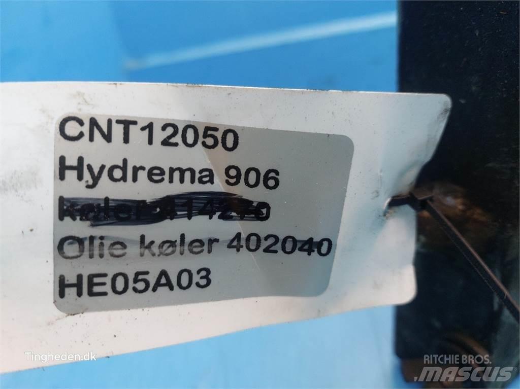 Hydrema 906 라디에이터