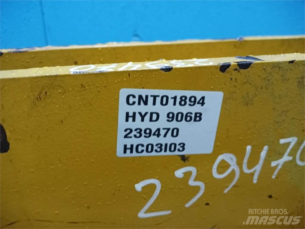 Hydrema 906B 차축