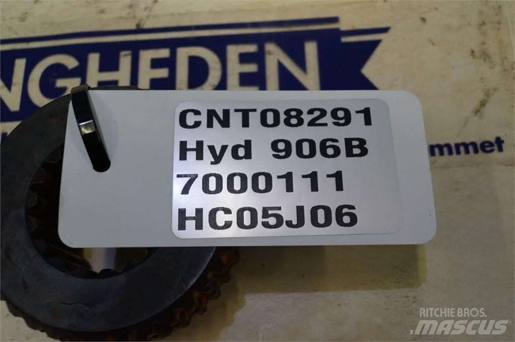 Hydrema 906B 차축
