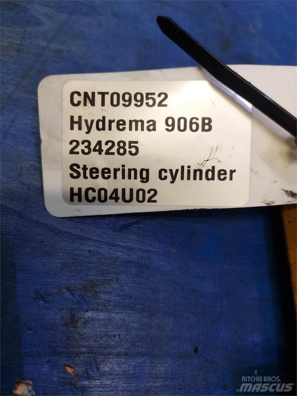 Hydrema 906B 차축