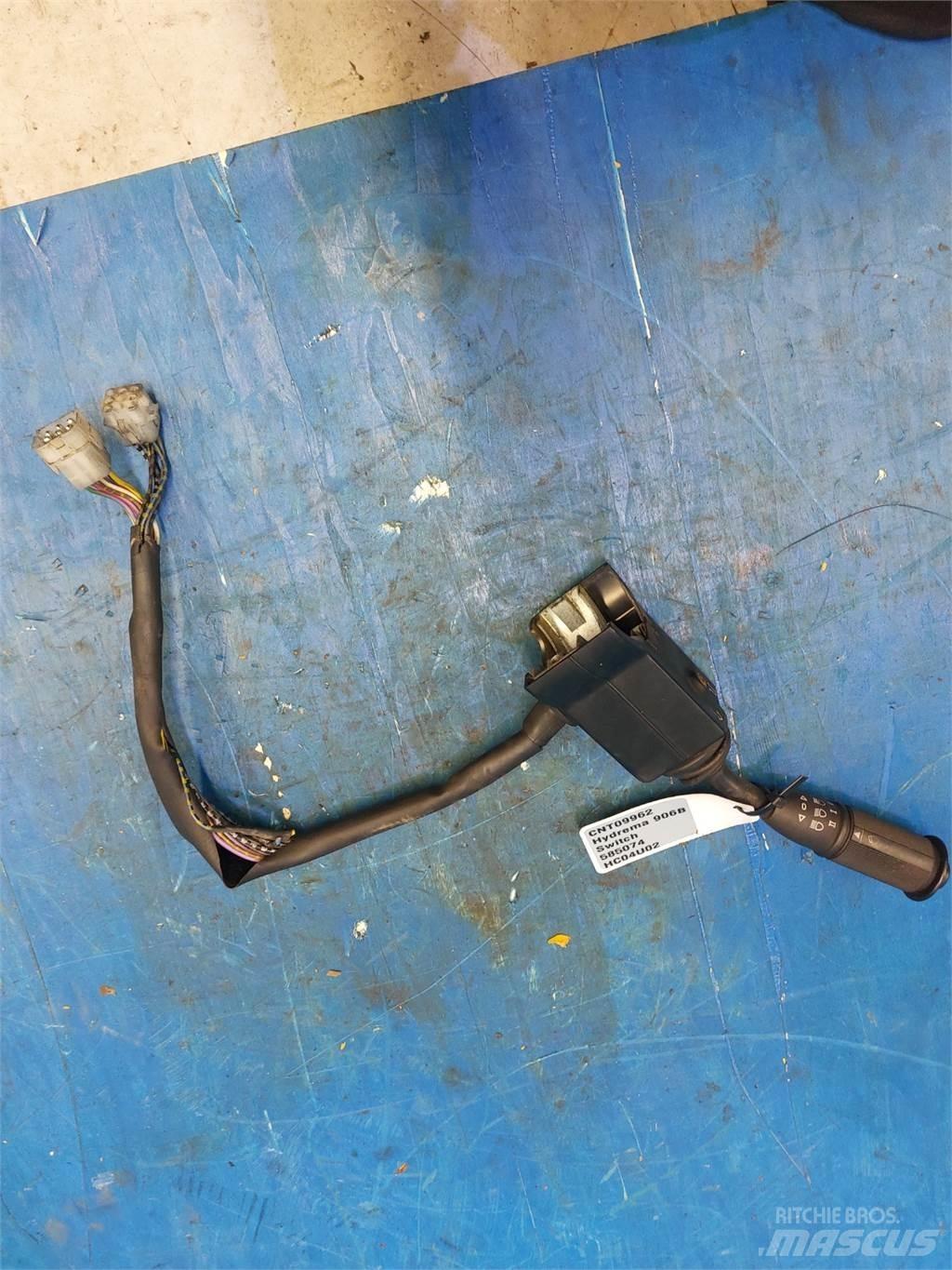 Hydrema 906B 일렉트로닉스
