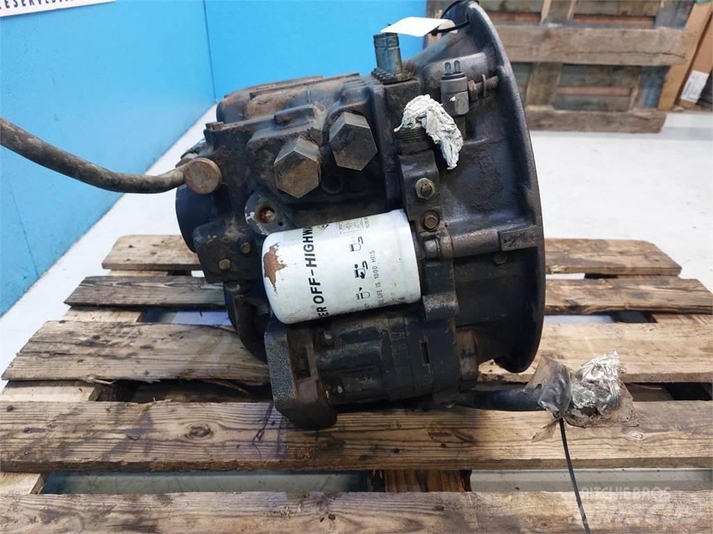 Hydrema 906C 트랜스미션