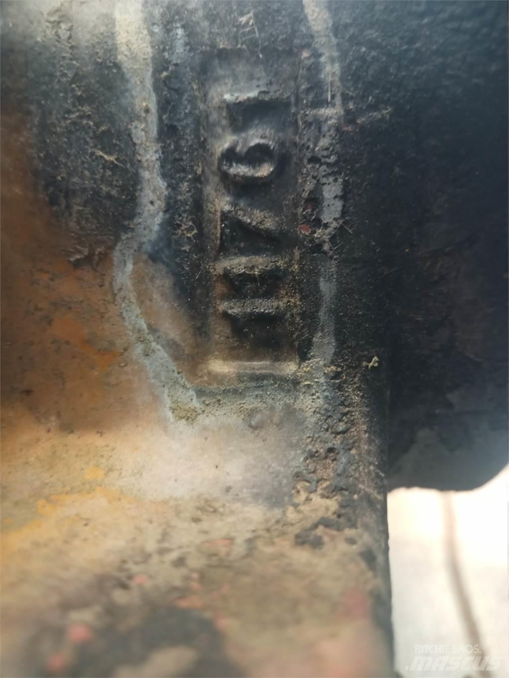 Hydrema 926D 차축
