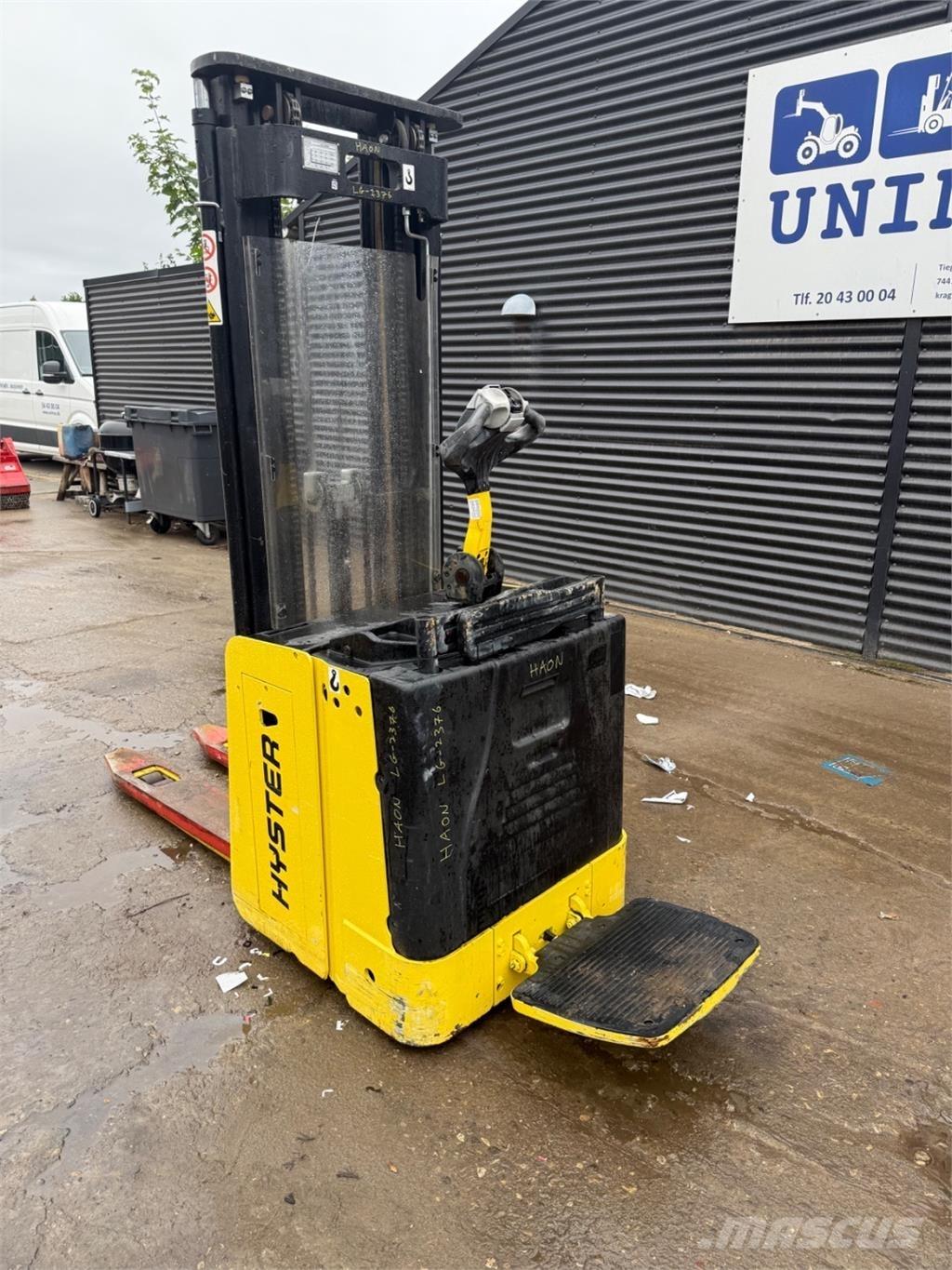 Hyster S1.5 핸드 파레트 스태커