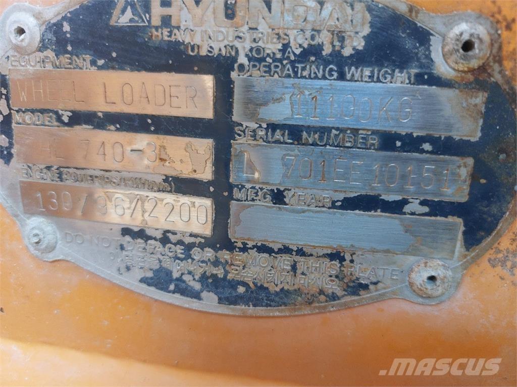 Hyundai HL740-3  휠로우더