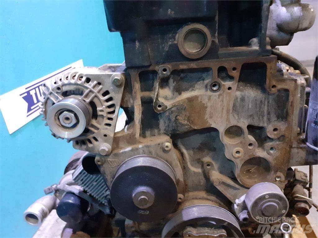 JCB 448 TA4 엔진