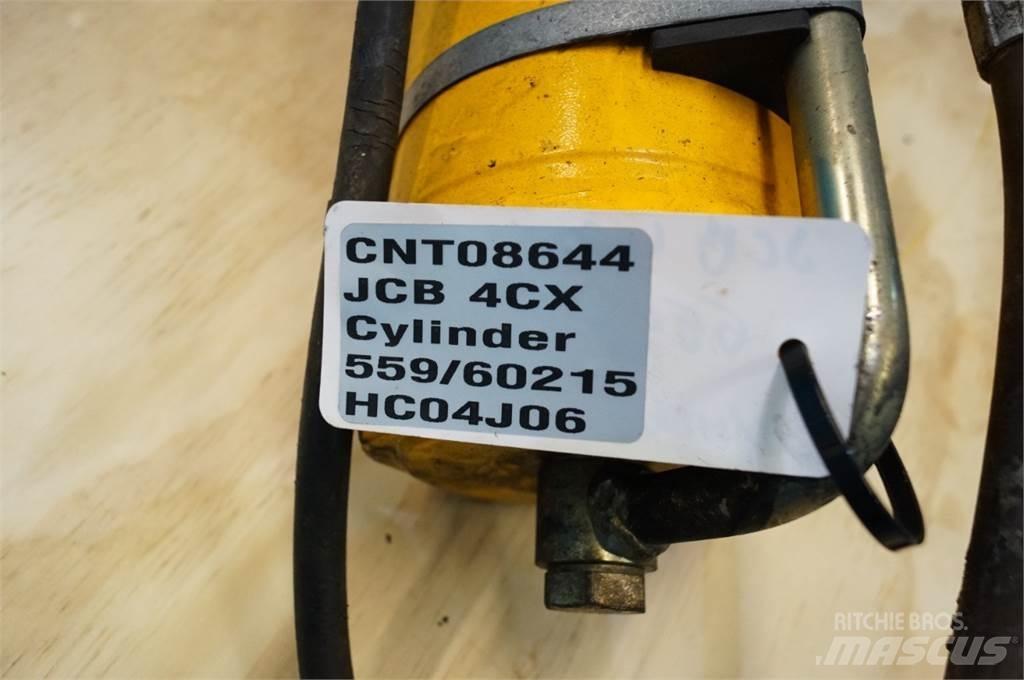 JCB 4CX 유압식 기계