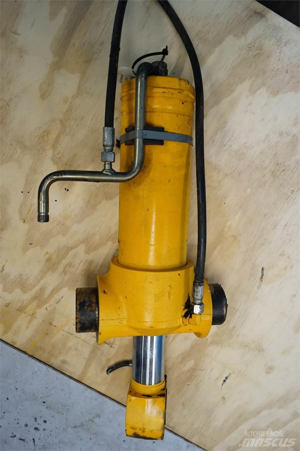 JCB 4CX 유압식 기계