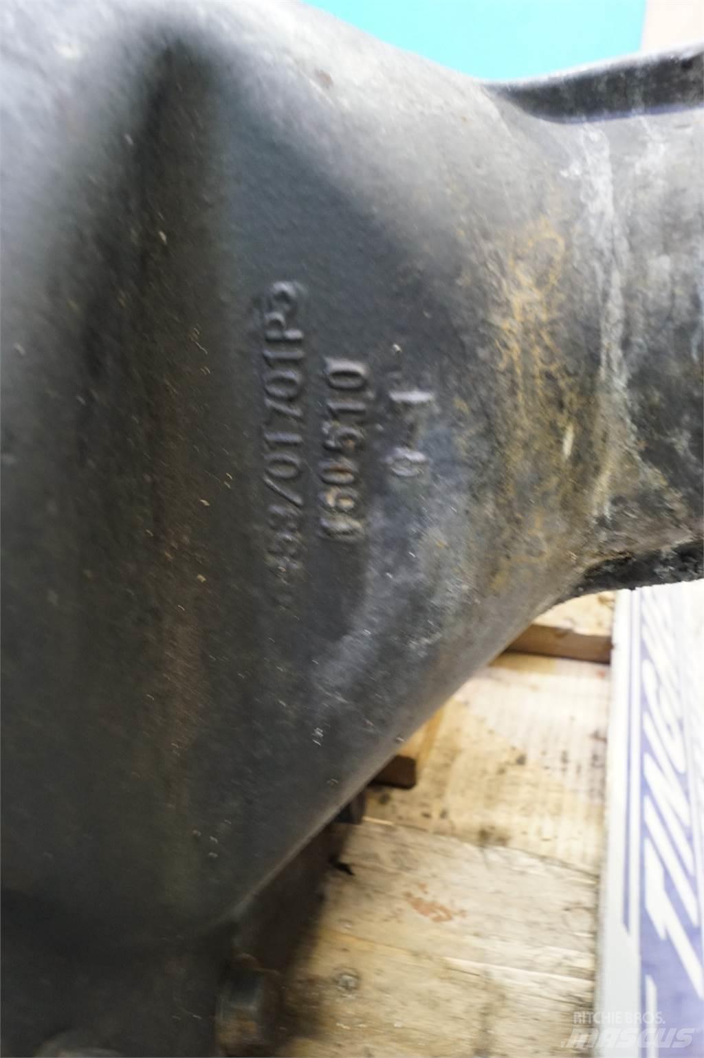 JCB 4CX 차축