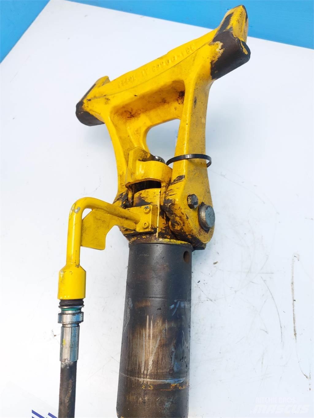 JCB 4CX 붐 및 디퍼