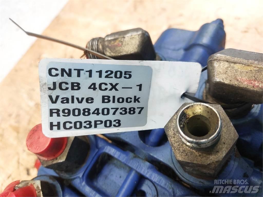 JCB 4CX 유압식 기계