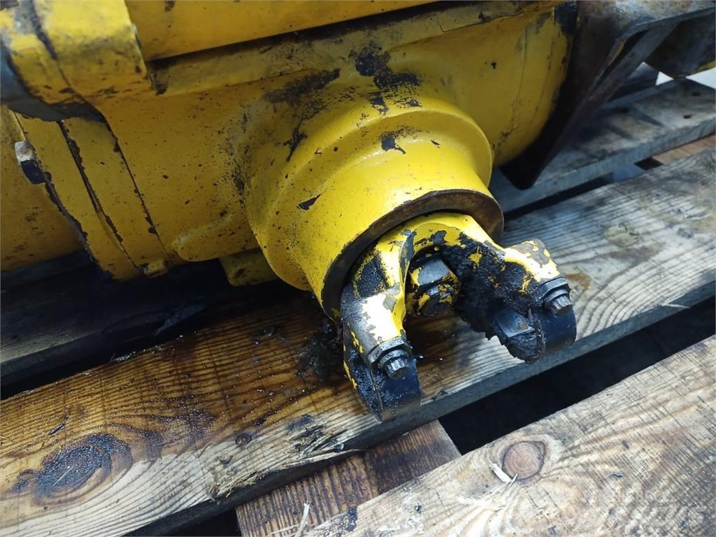 JCB 530 차축