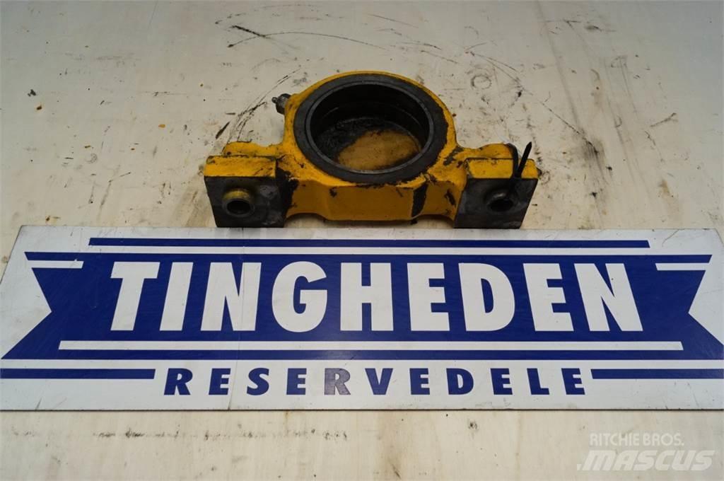 JCB 530-70 차축