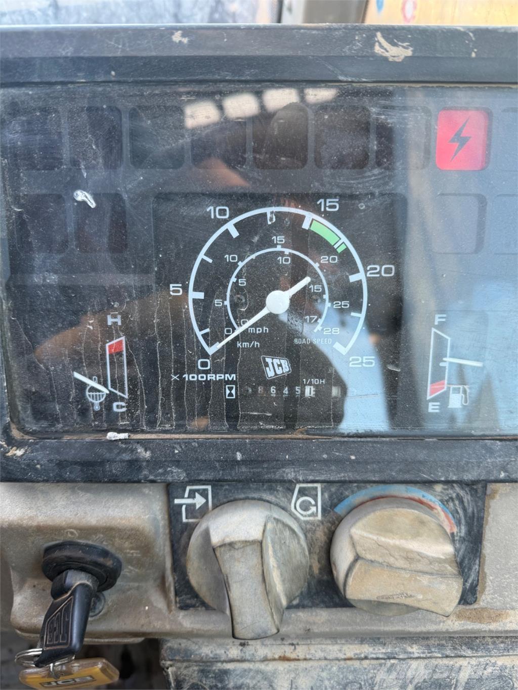 JCB 532-120 텔러 핸들러