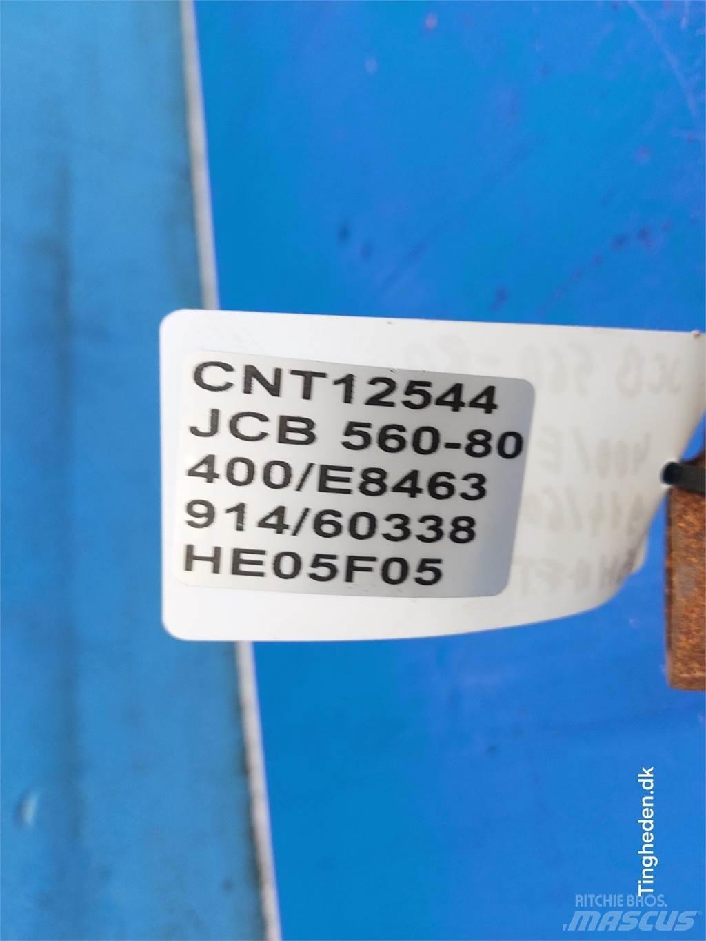 JCB 560-80 트랜스미션