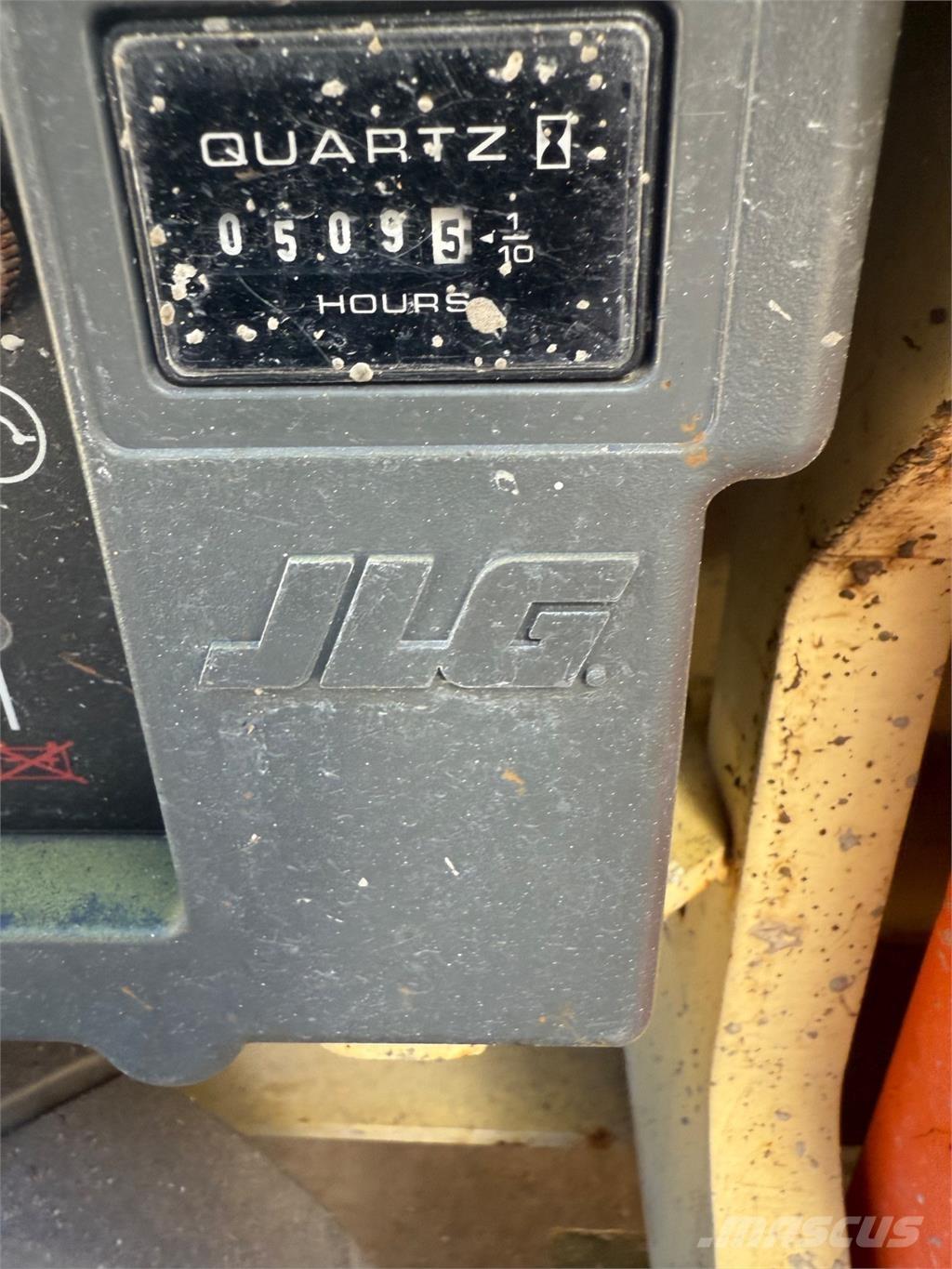 JLG 1930ES 가위형 리프트