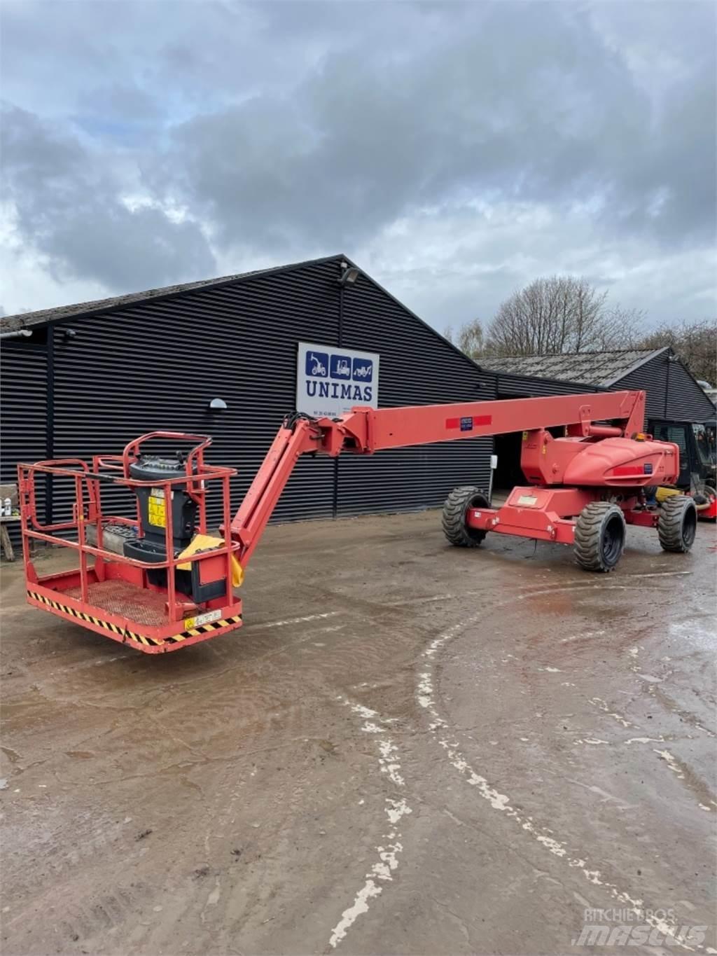 JLG 600JP 관절형 전동이동 리프트