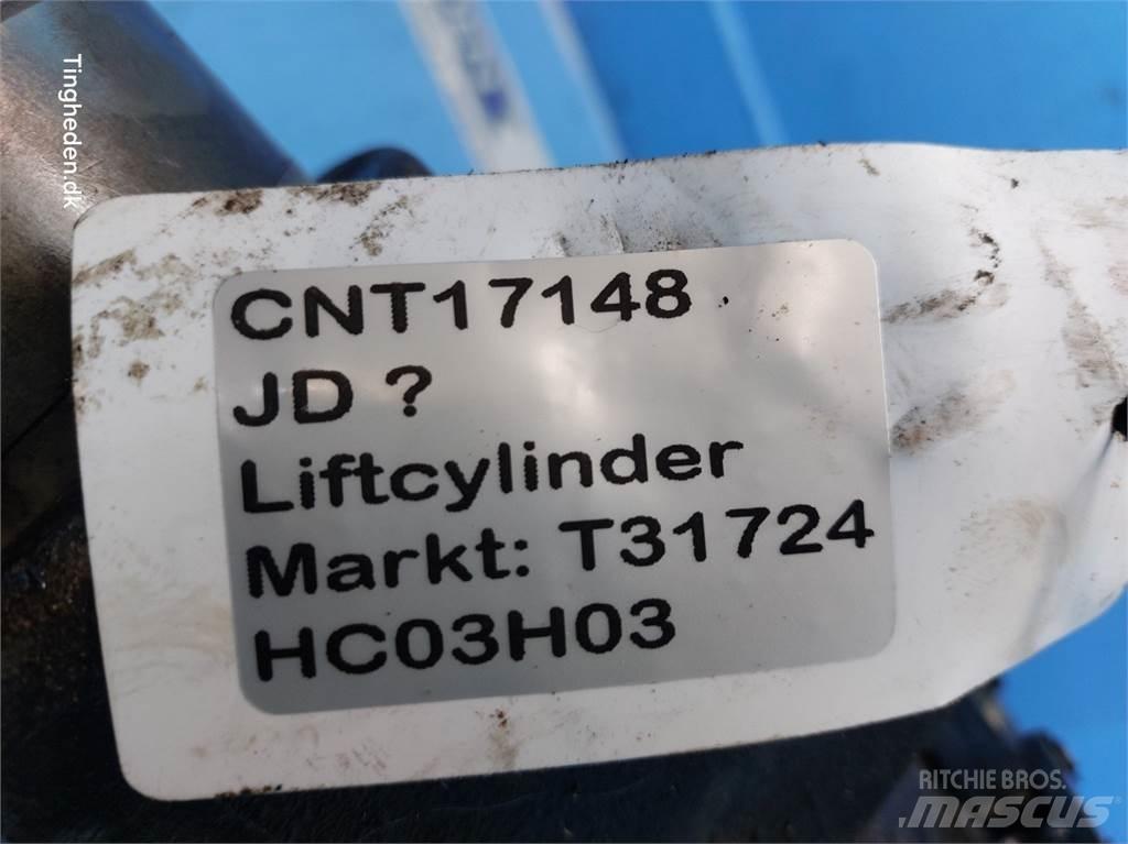 John Deere  유압식 기계