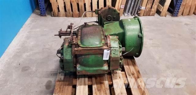 John Deere 1065 트랜스미션