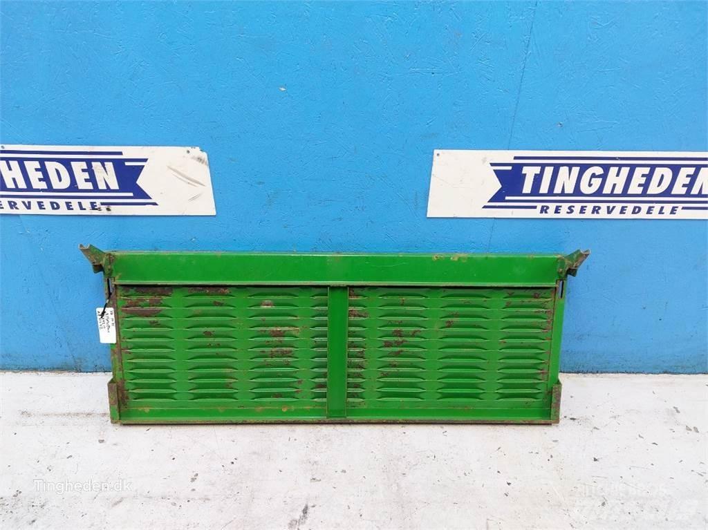 John Deere 1075 모래(염화칼슘) 살포기
