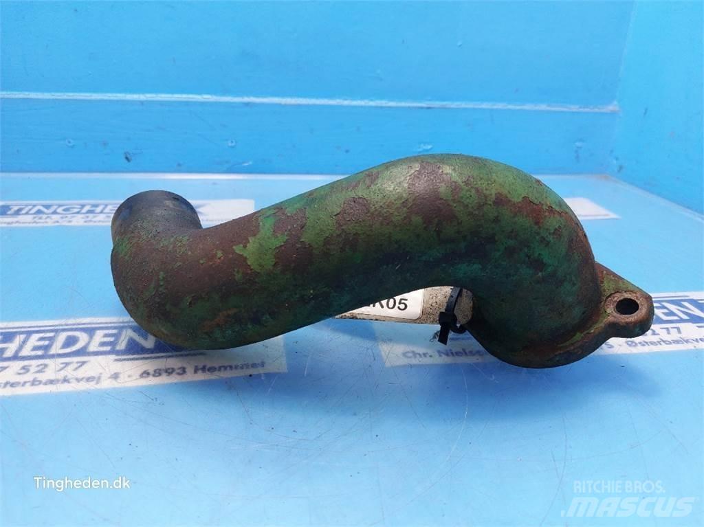 John Deere 1075 엔진
