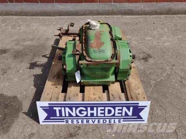 John Deere 1085 트랜스미션
