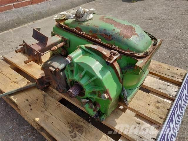John Deere 1085 트랜스미션