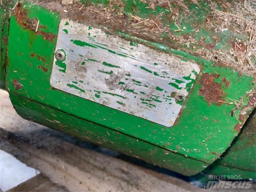 John Deere 1170 유압식 기계