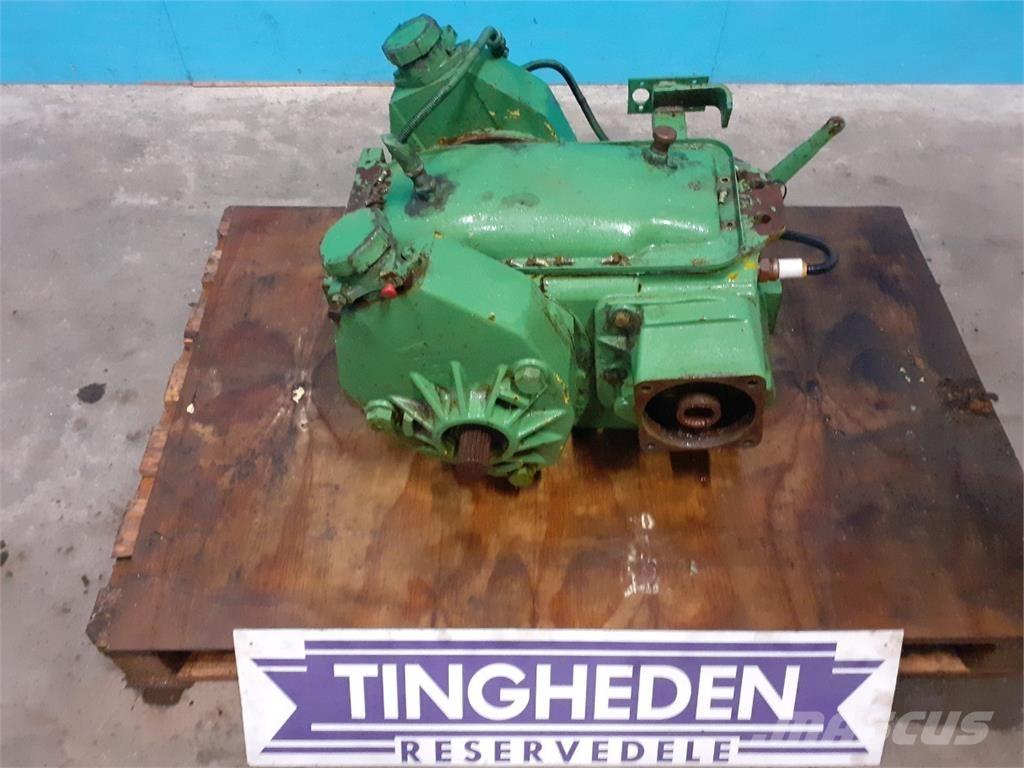 John Deere 1177 트랜스미션
