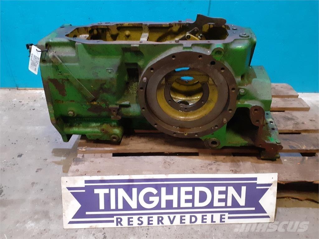 John Deere 2020 트랜스미션