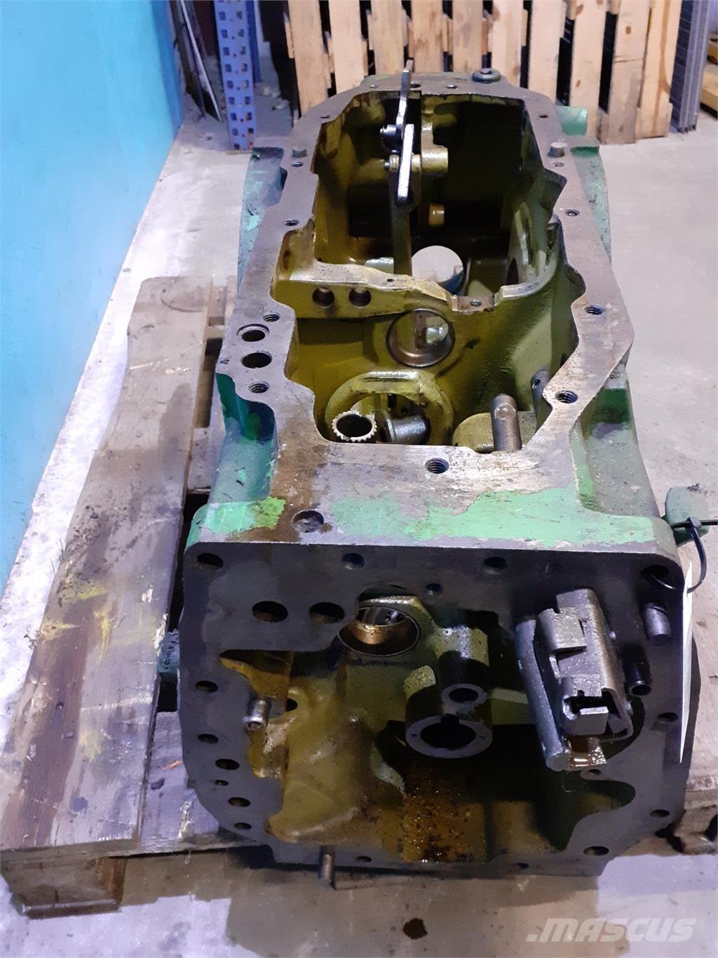 John Deere 2020 트랜스미션