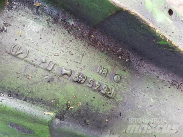John Deere 2030 엔진