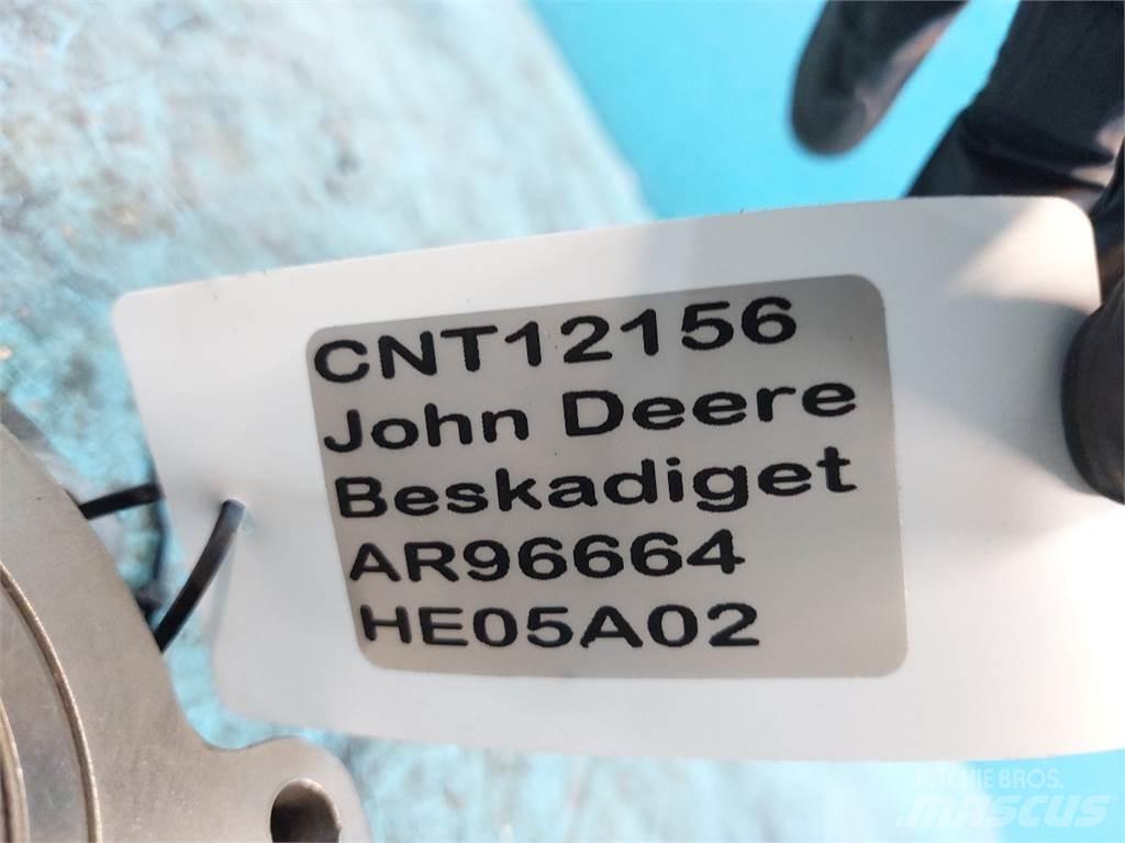 John Deere 2030 엔진