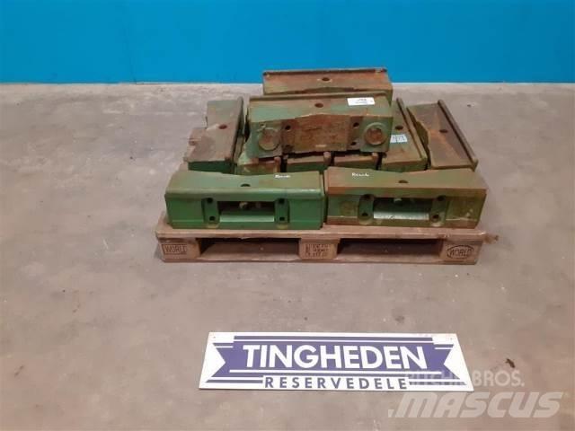 John Deere 2040 전면하중