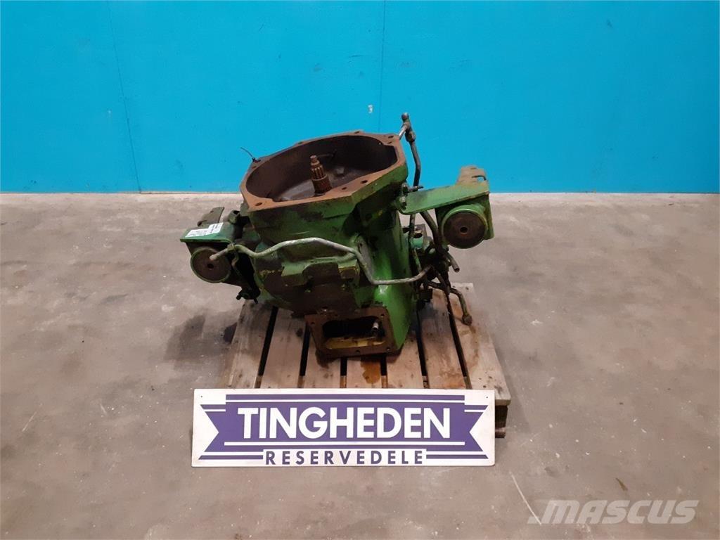 John Deere 2040 트랜스미션