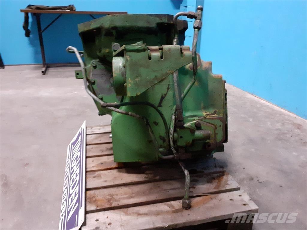John Deere 2040 트랜스미션