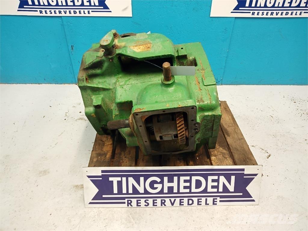 John Deere 2040 트랜스미션