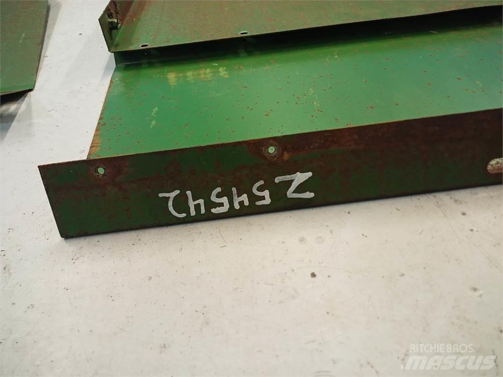 John Deere 2054 모래(염화칼슘) 살포기