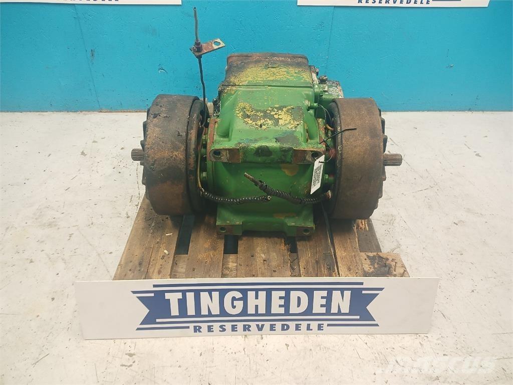John Deere 2066 트랜스미션