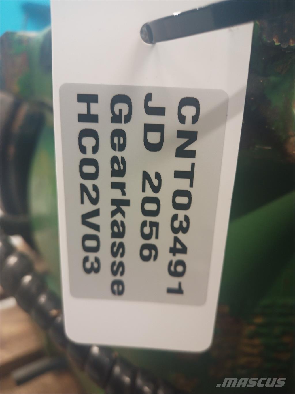 John Deere 2066 트랜스미션