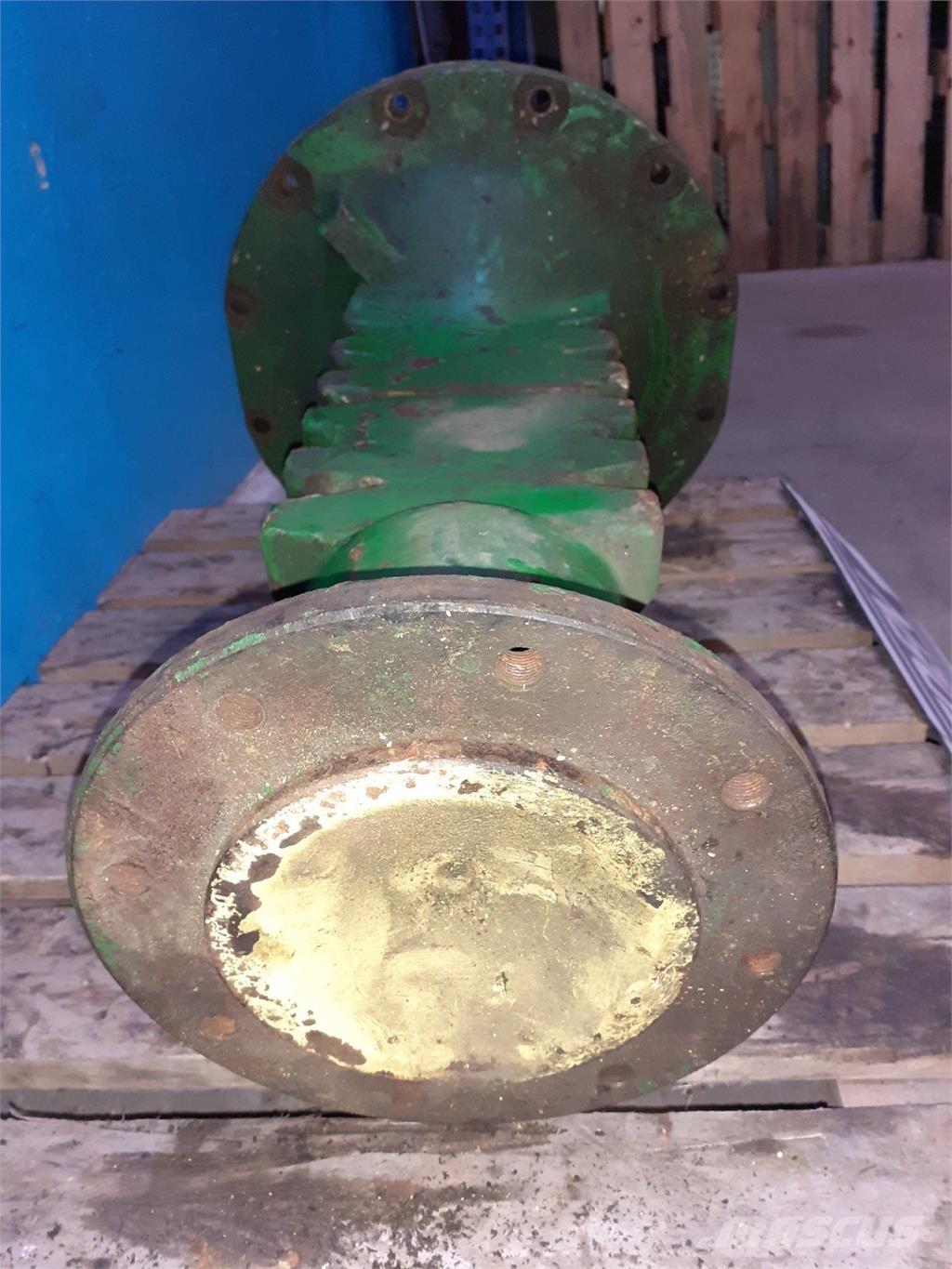 John Deere 2120 기타 트랙터 부속품