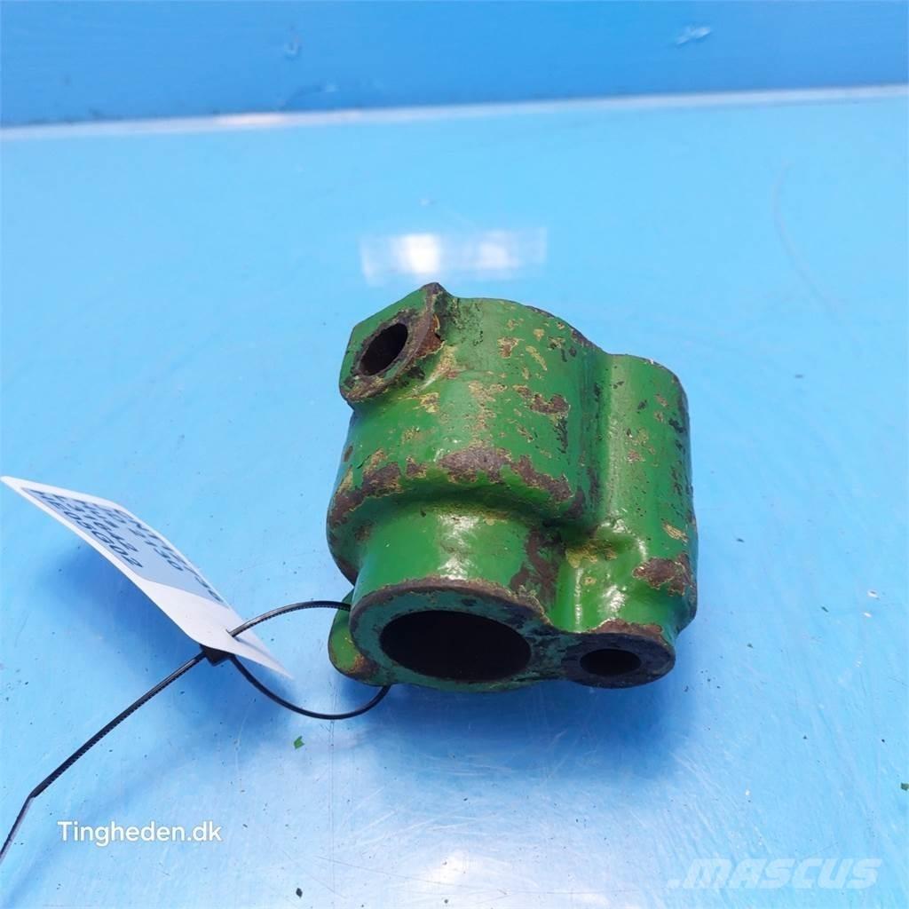 John Deere 2130 기타 트랙터 부속품