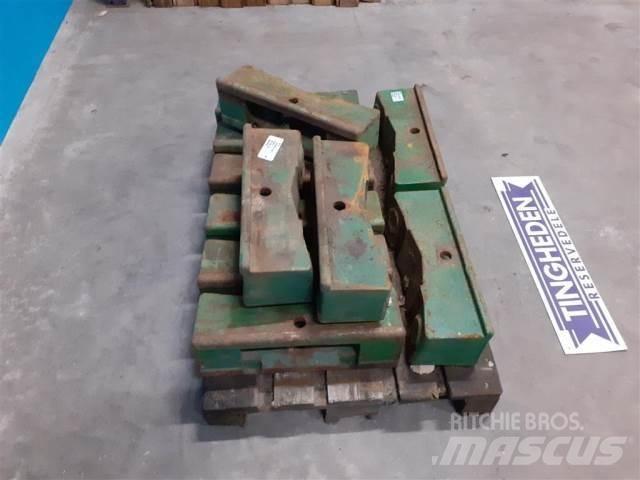 John Deere 2140 전면하중