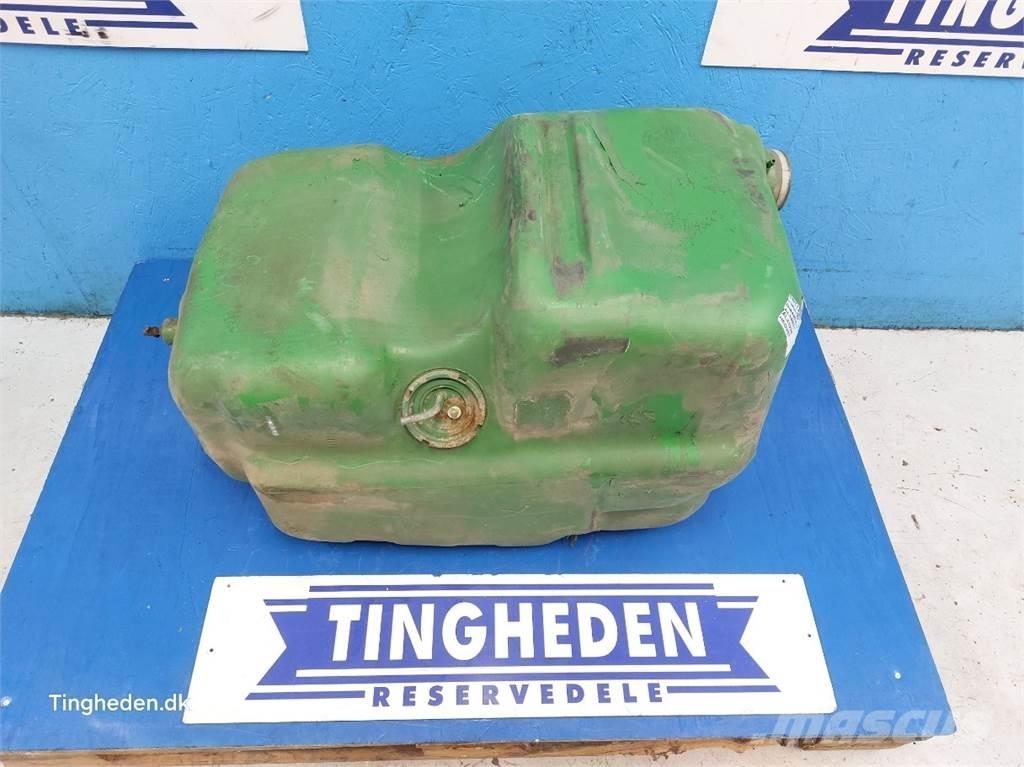 John Deere 2140 기타 트랙터 부속품