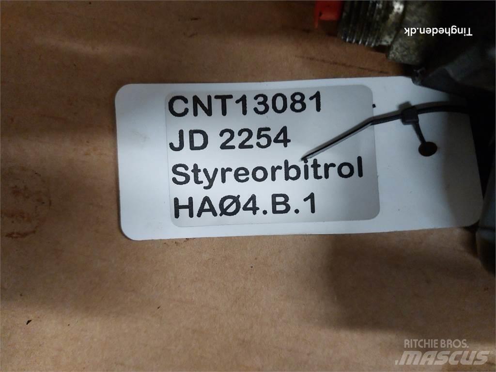 John Deere 2254 유압식 기계