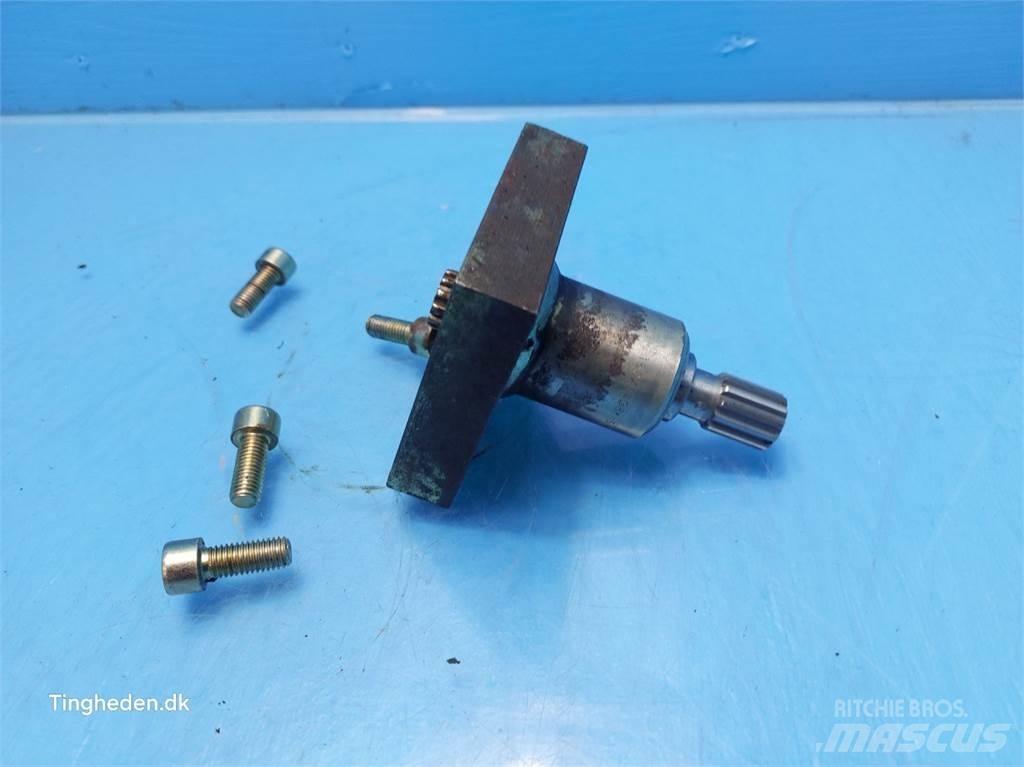 John Deere 2254 유압식 기계