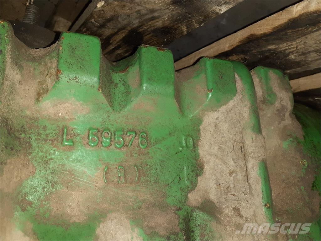 John Deere 2450 기타 트랙터 부속품
