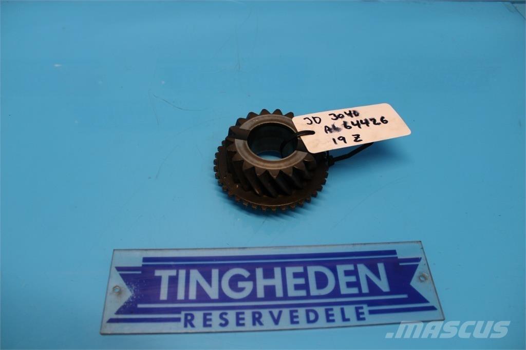 John Deere 3040 트랜스미션