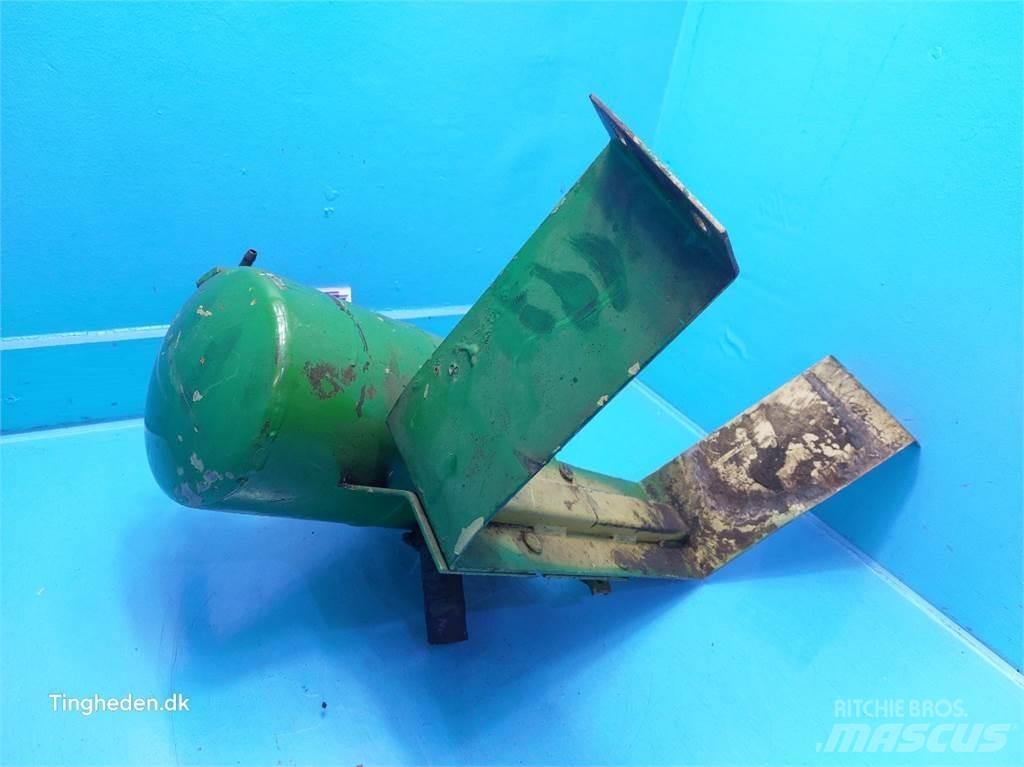 John Deere 3040 유압식 기계