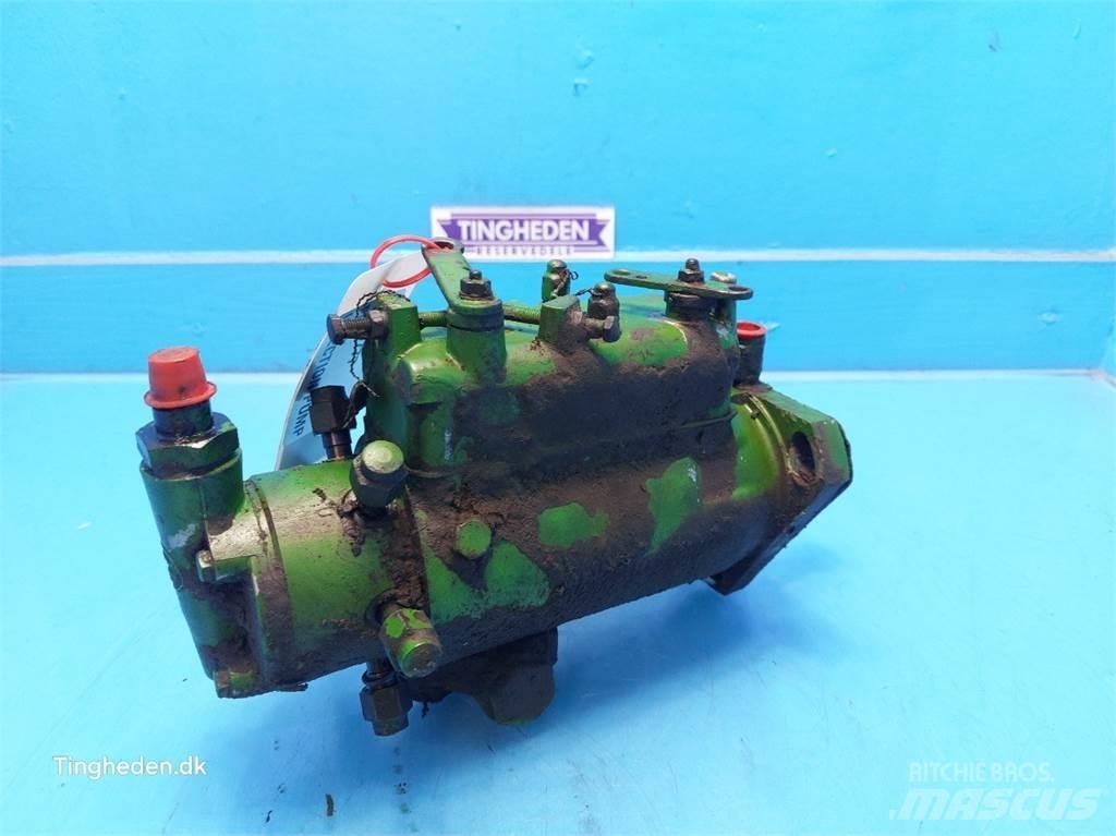 John Deere 3040 엔진